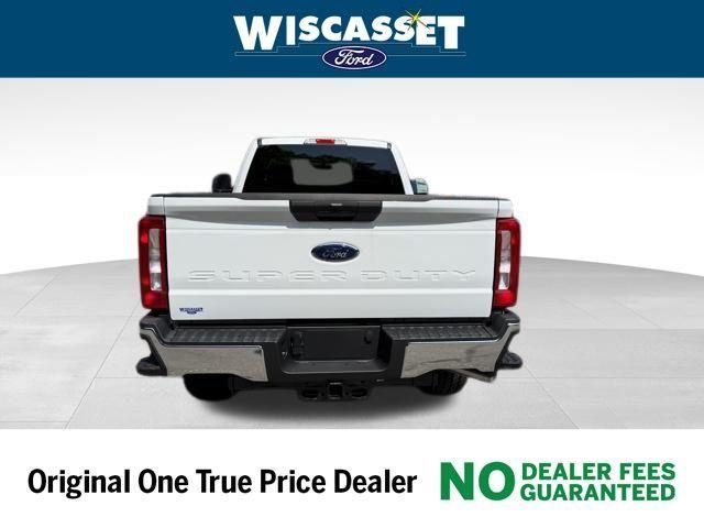 Photo of 2025 Oxford White Ford F-250