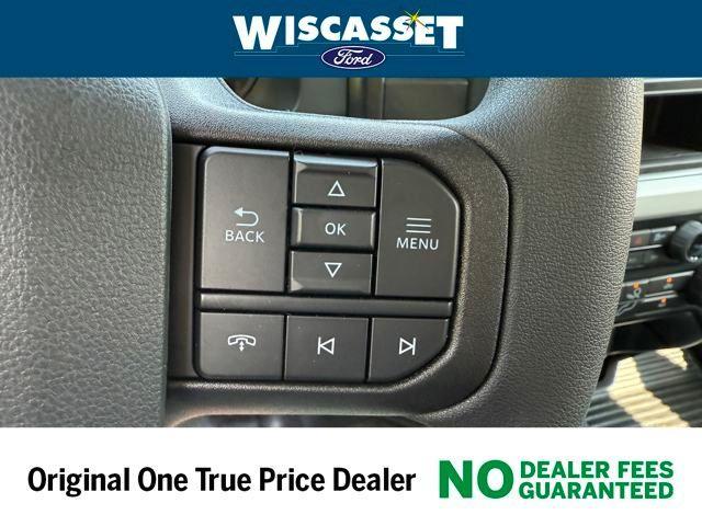 Photo of 2025 Oxford White Ford F-250