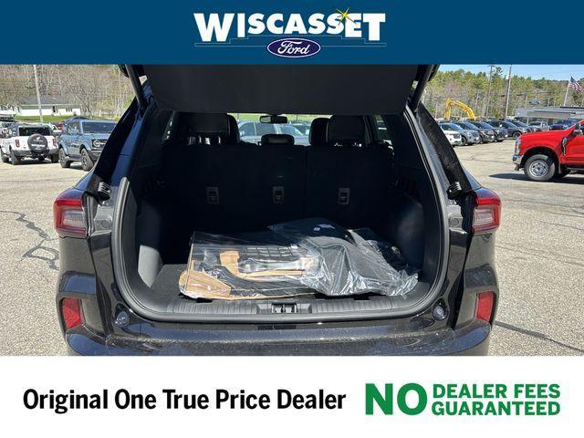 Photo of 2025 Black Metallic Ford Escape
