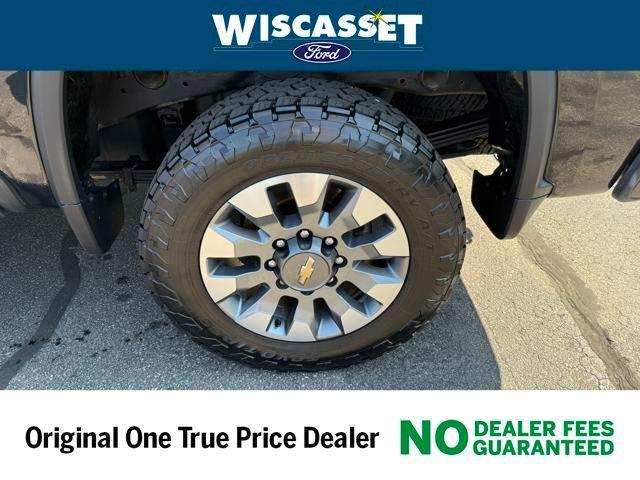 Photo of 2022 Mosaic Black Metallic Chevrolet Silverado 2500