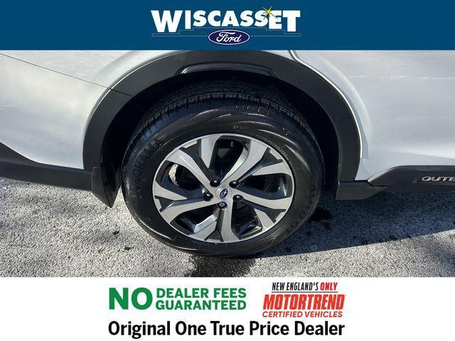 Photo of 2022 Crystal White Pearl Subaru Outback