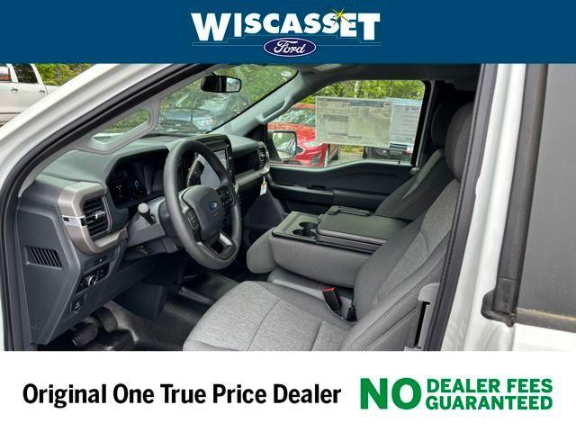 Photo of 2025 Oxford White Ford F-150