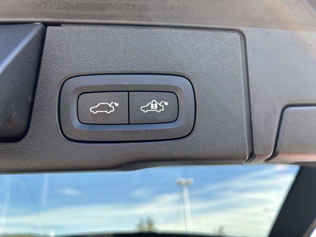 Photo of 2022  Volvo XC60