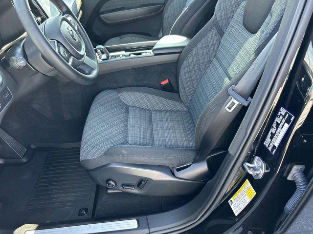 Photo of 2022  Volvo XC60