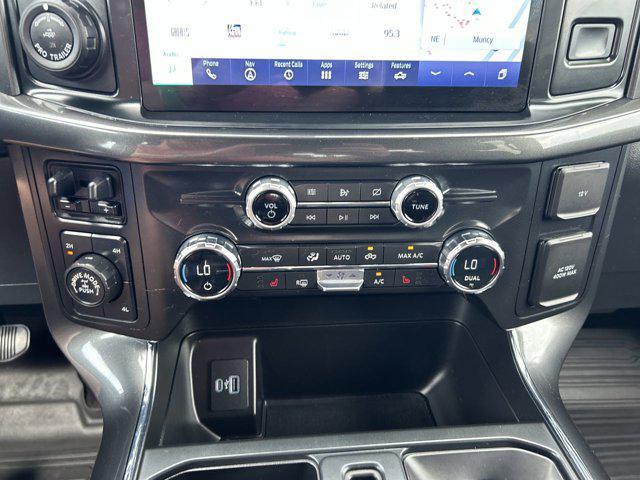 Photo of 2021 AGATE BLACK METALLIC Ford F-150