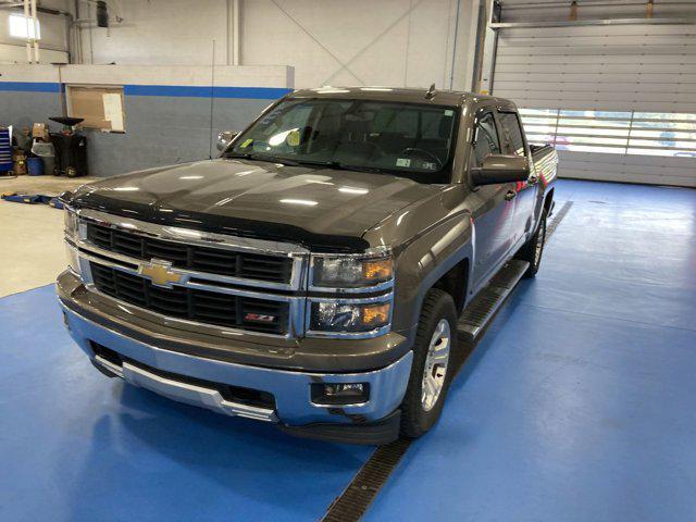 Photo of 2015 Brownstone Metallic Chevrolet Silverado 1500