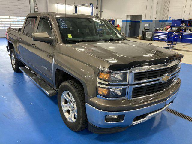 Photo of 2015 Brownstone Metallic Chevrolet Silverado 1500