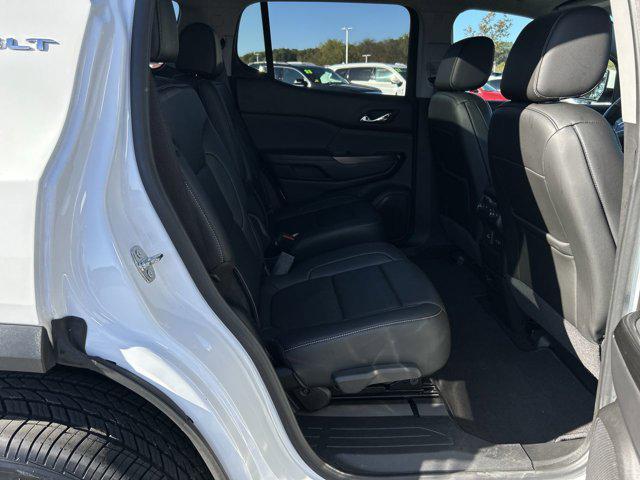Photo of 2021 Summit White GMC Acadia