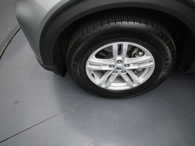 Photo of 2024 Silver Metallic Ford Explorer