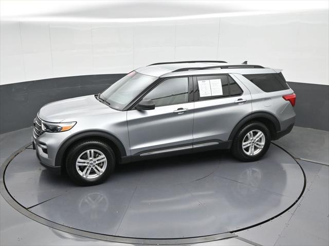 Photo of 2024 Silver Metallic Ford Explorer