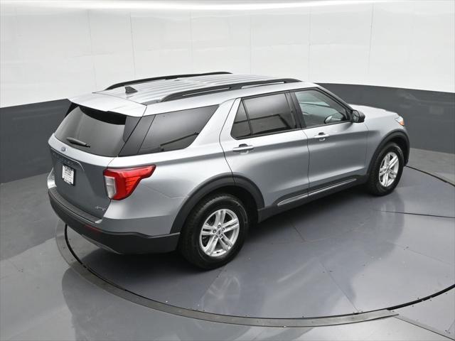 Photo of 2024 Silver Metallic Ford Explorer