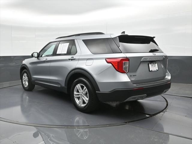 Photo of 2024 Silver Metallic Ford Explorer