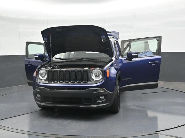 Photo of 2018 Jetset Blue Jeep Renegade