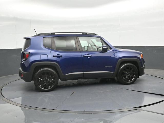 Photo of 2018 Jetset Blue Jeep Renegade
