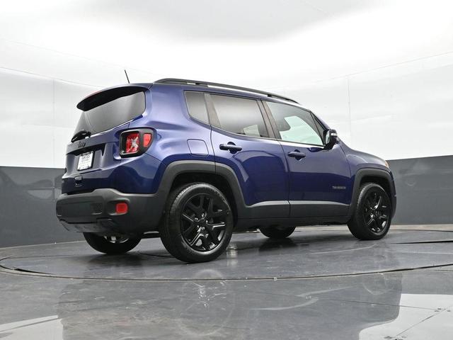 Photo of 2018 Jetset Blue Jeep Renegade
