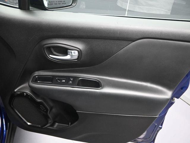 Photo of 2018 Jetset Blue Jeep Renegade