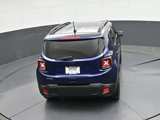 Photo of 2018 Jetset Blue Jeep Renegade