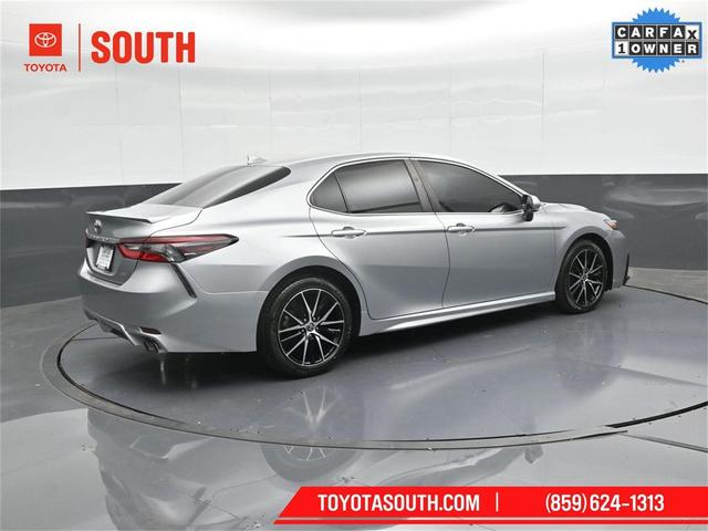 Photo of 2022 Celestial Silver Metallic Toyota Camry