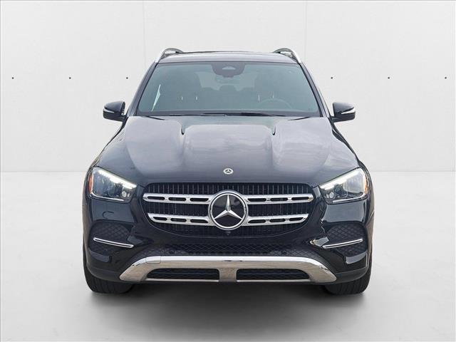 Photo of 2025 Obsidian Black Metallic Mercedes-Benz GLE 450