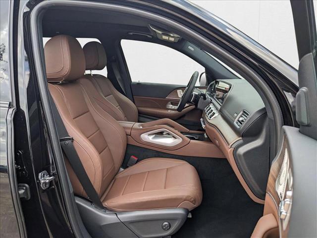 Photo of 2025 Obsidian Black Metallic Mercedes-Benz GLS 450
