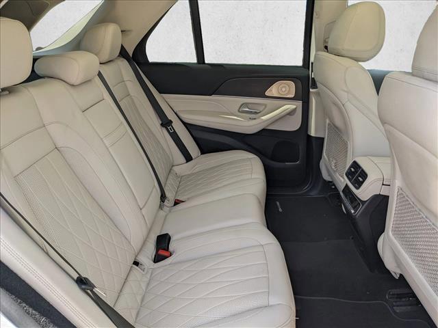 Photo of 2022 MANUFAKTUR Diamond White Bright Mercedes-Benz AMG GLE 63