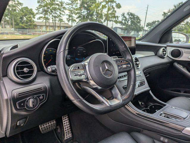Photo of 2021 Polar White Mercedes-Benz GLC 300