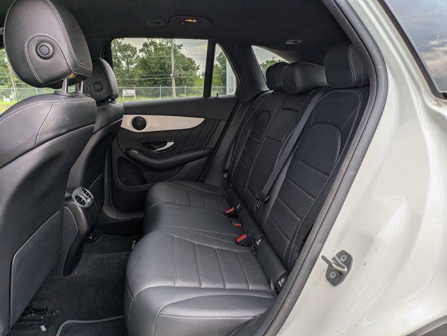 Photo of 2021 Polar White Mercedes-Benz GLC 300