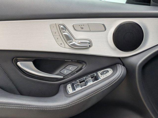 Photo of 2021 Polar White Mercedes-Benz GLC 300