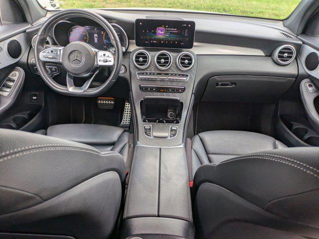 Photo of 2021 Polar White Mercedes-Benz GLC 300