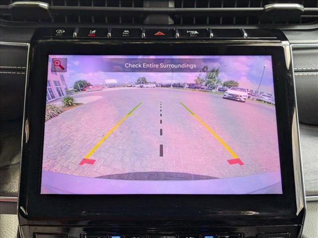 Photo of 2021 Silver Zynith Jeep Grand Cherokee L