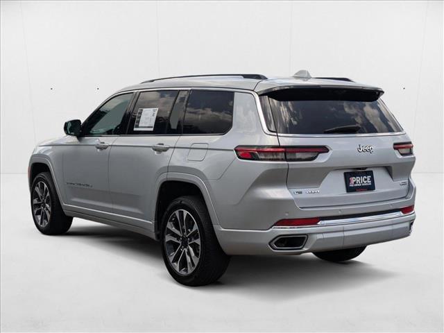 Photo of 2021 Silver Zynith Jeep Grand Cherokee L
