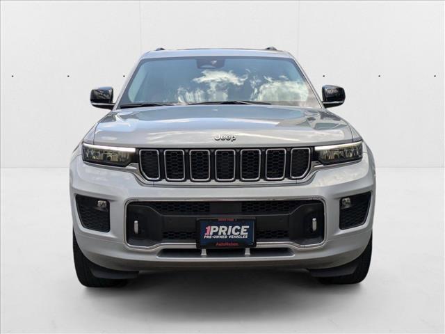 Photo of 2021 Silver Zynith Jeep Grand Cherokee L