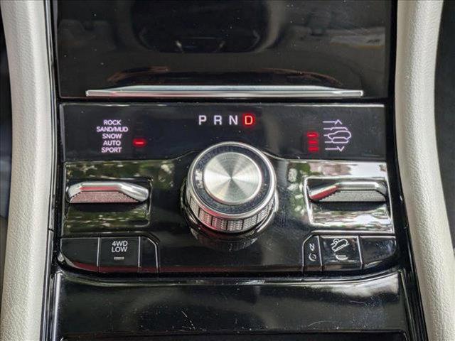 Photo of 2021 Silver Zynith Jeep Grand Cherokee L