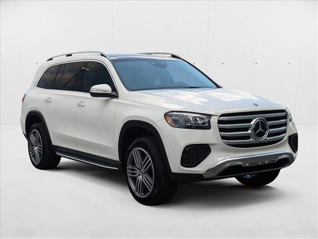 Photo of 2025 Polar White Mercedes-Benz GLS 450