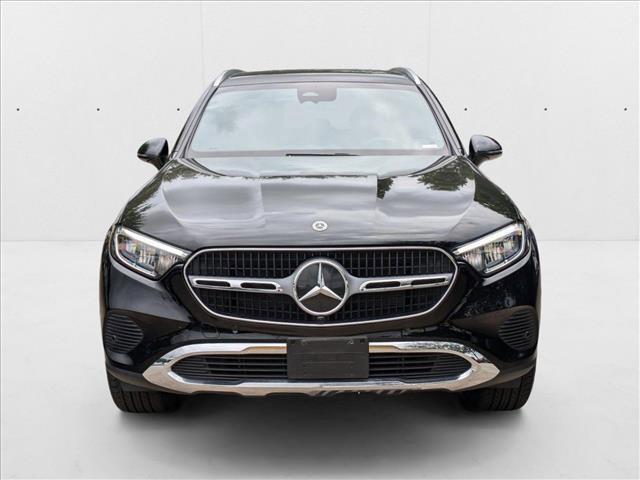 Photo of 2024 Obsidian Black Metallic Mercedes-Benz GLC 300