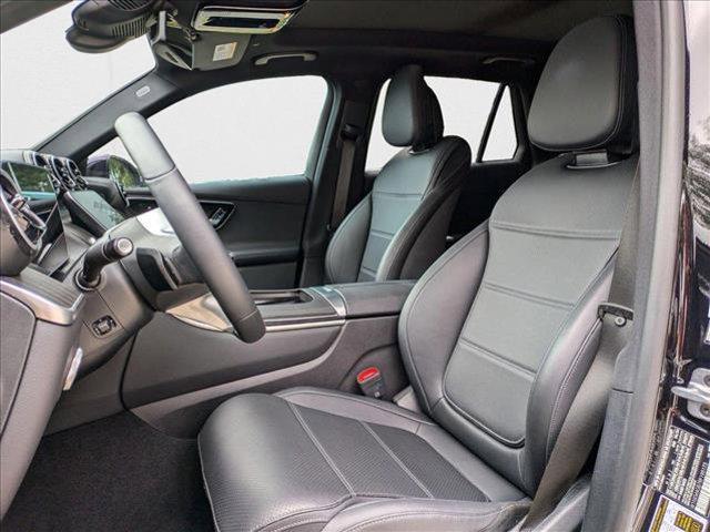 Photo of 2024 Obsidian Black Metallic Mercedes-Benz GLC 300