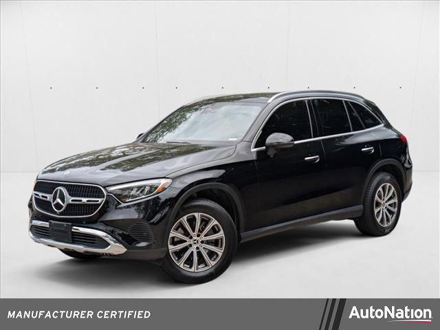 Photo of 2024 Obsidian Black Metallic Mercedes-Benz GLC 300
