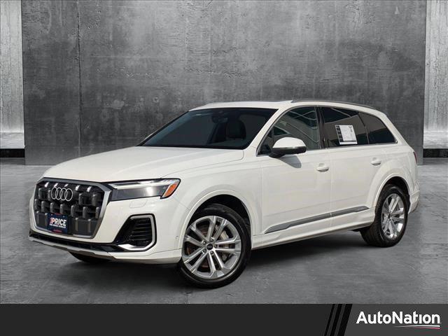 Photo of 2025 Carrara White Audi Q7