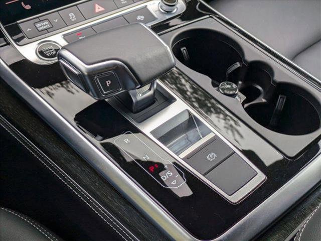 Photo of 2025 Carrara White Audi Q7