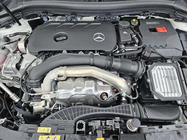 Photo of 2025 Polar White Mercedes-Benz GLA 250