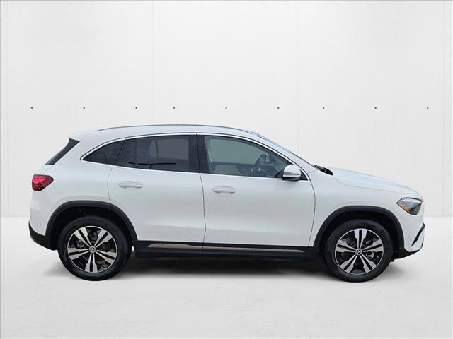 Photo of 2025 Polar White Mercedes-Benz GLA 250