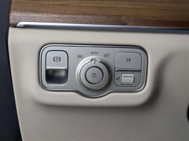 Photo of 2025 Cirrus Silver Metallic Mercedes-Benz GLE 350