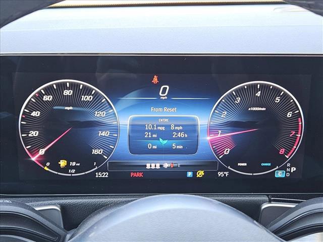 Photo of 2025 Polar White Mercedes-Benz GLB 250