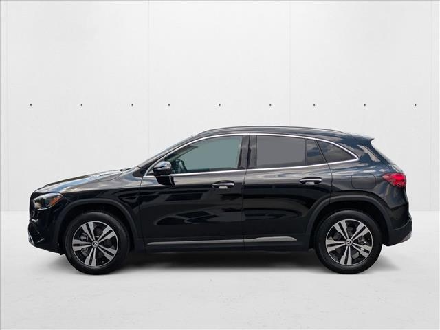Photo of 2025 Night Black Mercedes-Benz GLA 250