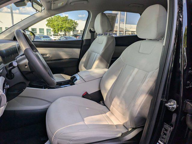 Photo of 2025 Phantom Black Hyundai TUCSON