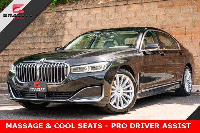 2022 BMW 740
