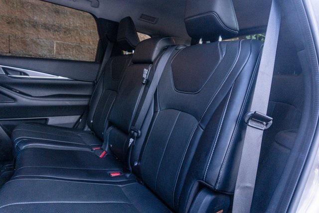 Photo of 2022 Gold INFINITI QX60