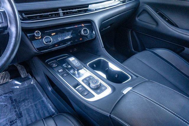 Photo of 2022 Gold INFINITI QX60