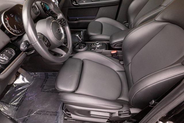 Photo of 2023 Midnight Black MINI Countryman