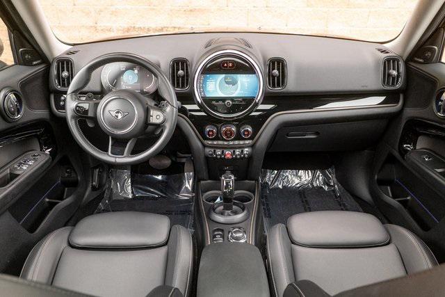 Photo of 2023 Midnight Black MINI Countryman